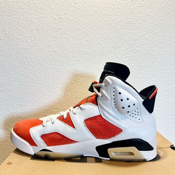 Jordan 6 Retro Gatorade size 10 384664-145 2017 PRE-OWNED - Picture 4 of 9